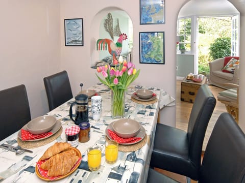 Crows Cottage, Fishguard