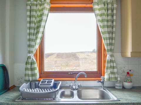 Kitchen | Hillside - Gairloch Cottages - Hillside, Gairloch
