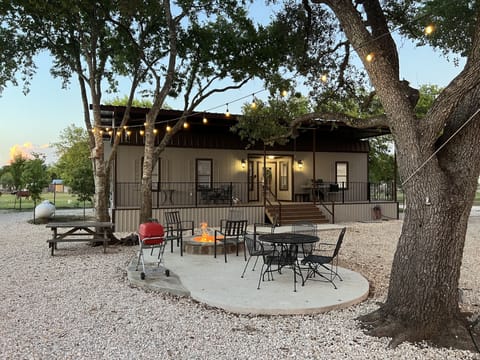 Welcome to The Barndeaux Guest House