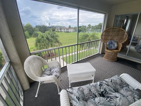 The East facing lanai makes for a great spot for morning coffee.