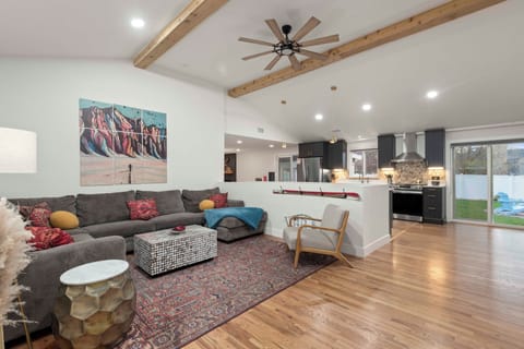 Upstairs large living room