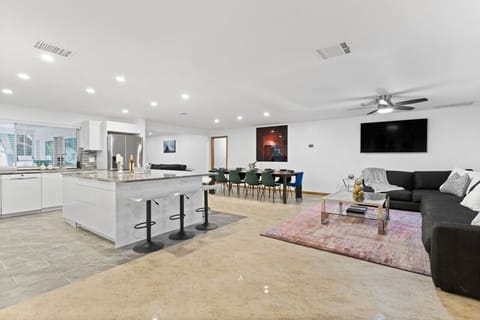 Open floor plan, 2 lounges, dining area and large kitchen