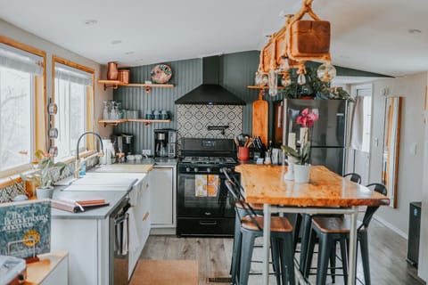 Enjoy the well stocked kitchen or stroll into town for dinner
