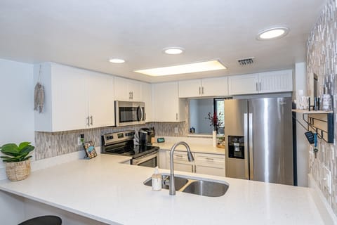 St. Augustine Beach Condo Stainless Appliances