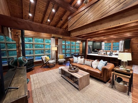 cda046f5-788a-4acc-be5a-c8f7f979e999