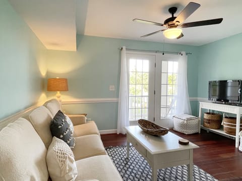 Living Area, First Floor