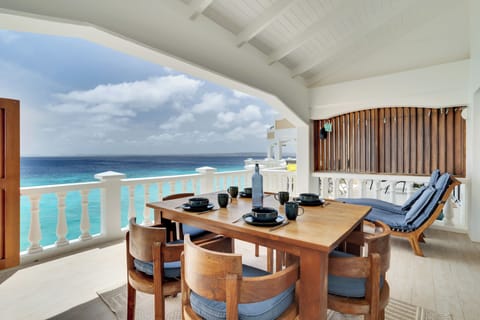 Oceanfront private balcony with spectacular view and sunsets 