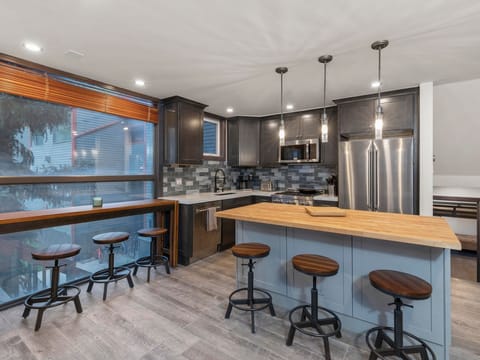 Brand new remodeled kitchen.  High end appliances w/views up the mountain.
