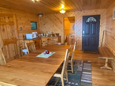 Guesthouse Main Floor with Kitchenette , Bath