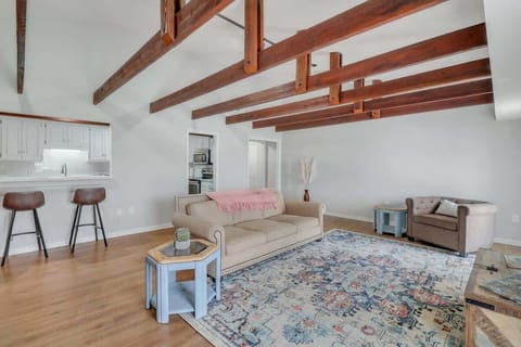 Another view of the living area!