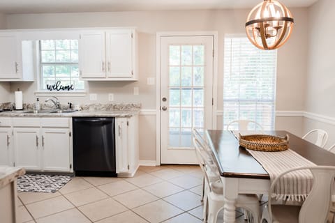 Eat-in kitchen for convenient meals or take it to the table on the deck!