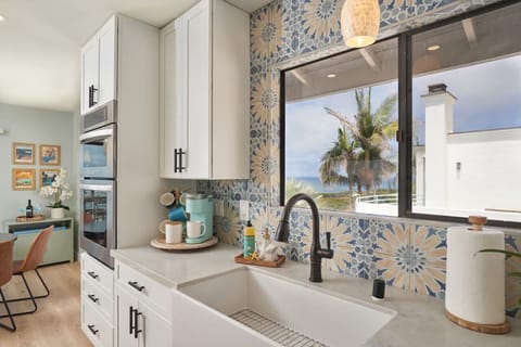 Beach View (upper unit