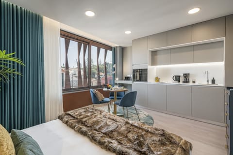 Livingroom, bed room and kitchen