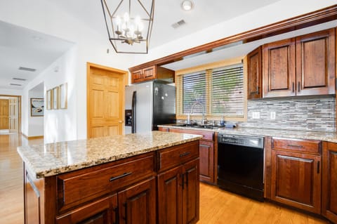 Island for meal prep and gathering