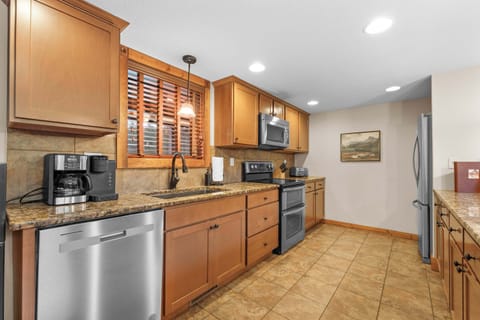 Stainless steel appliances including a double oven ready for all your baking!