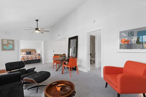 All newer Carpet/Paint/Furnishings