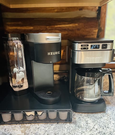 Kuruig and drip coffee