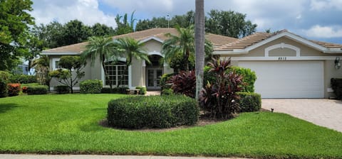 Beautiful home in Lely Island Estates
