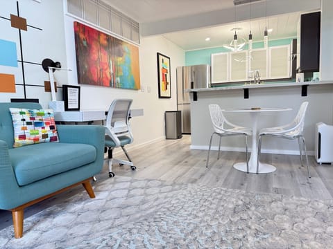 Spacious & Serene – A peaceful setting with a carefully curated ambiance.