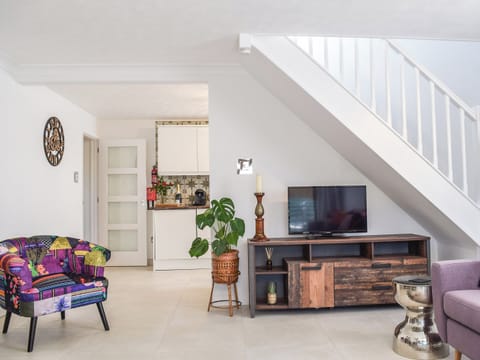 Living room | Leofric Lodge, Bampton