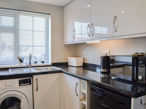Kitchen | Beam Cottage, Flamborough