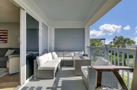 Welcome to Ocean Blvd #102!
