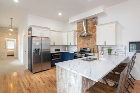 Breakfast bar with seating