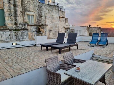 Wide stunning panoramic terrace with sea views 