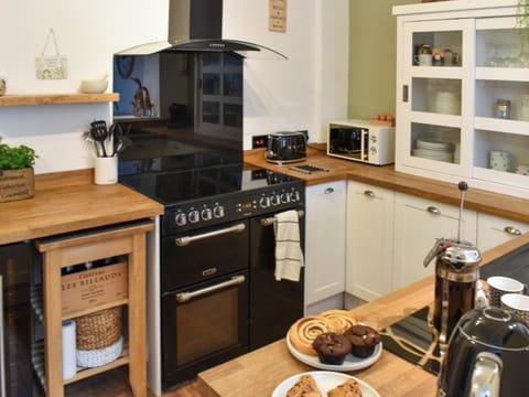 Kitchen | Railway Cottage, Thirsk