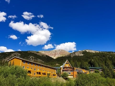 LodgeByTheBlue(20)
