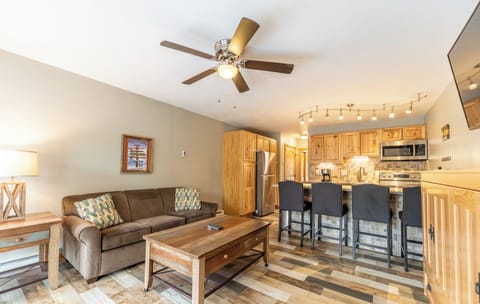 Key Condo #2927.