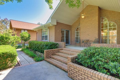 Diamondhead Vacation Rental | 3BR | 3BA | 3,140 Sq Ft | Step-Free Entry (Front)