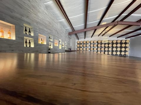 3000 sf barn with huge bar, two bathrooms.
