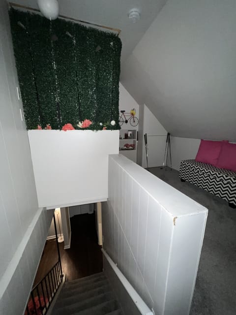 Peaceful Clean 3BR | 6Beds | Free Wifi | Finished Basement House in Lake Erie