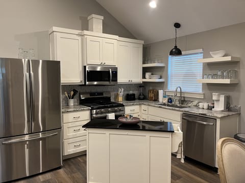 Rolling island for easy prep and serving