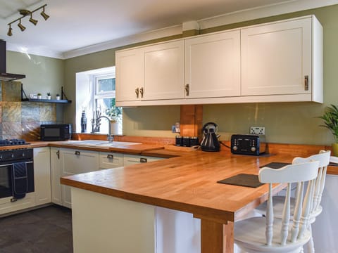 Kitchen | Swallow Cottage - Gowerton Cottages, Gowerton, near Swansea