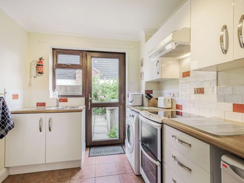Kitchen | Nightingale Cottage, Castle Acre, near Kings Lynn