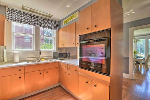 Kitchen | Crockpot | Toaster | Cooking Basics