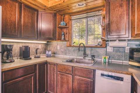 Historic Dowd House-14