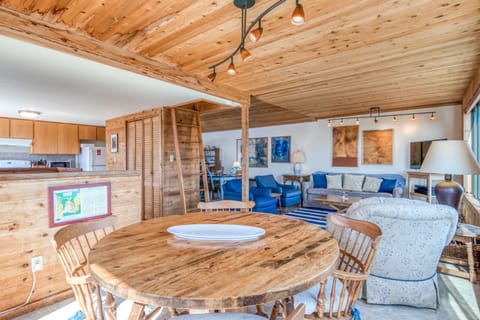 Card Game/ Board Game Table