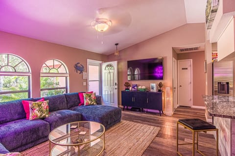 Open Layout | Living | Dining | Kithchen