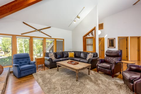 Living Room - Main Level