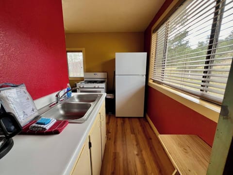 Full-size stove and refrigerator
