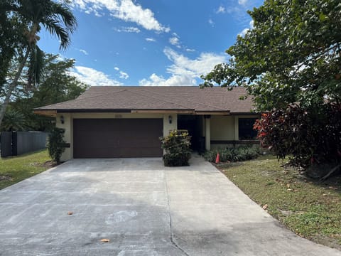 Front with plenty of parking