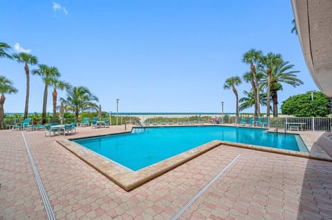 Beachside heated pool
