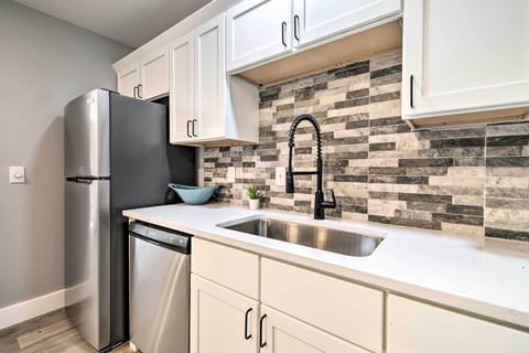 Kitchen | Cooking Basics | Toaster | Toaster Oven | Coffee Grinder