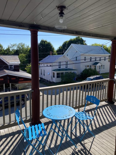 Covered Deck overlooking Main Street