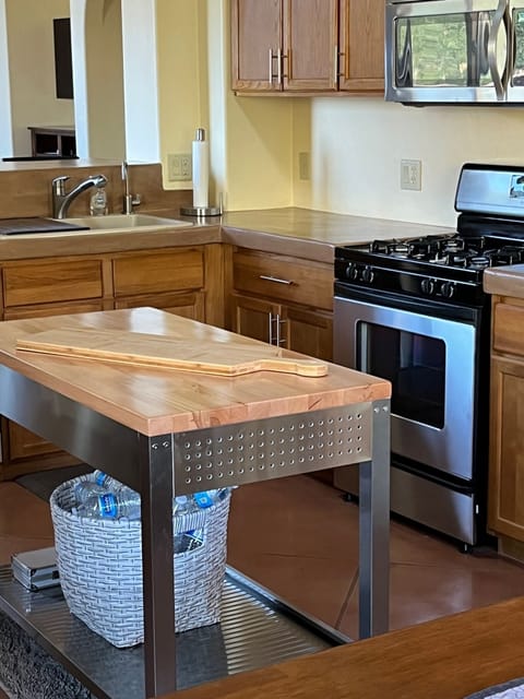 MOUNTAIN VIEWS FROM EVERY ANGLE...