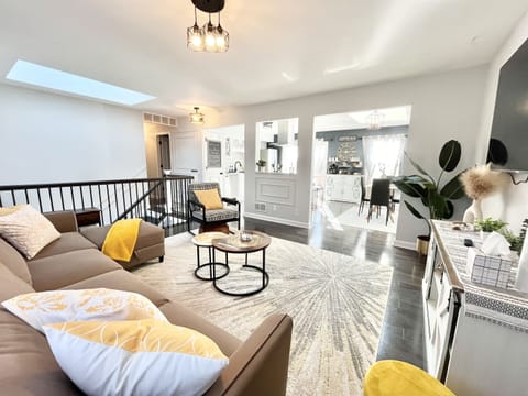 Beautiful living with open kitchen 