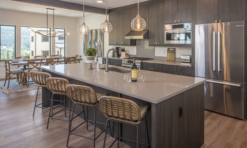 Kitchen with Bar Seating for 4